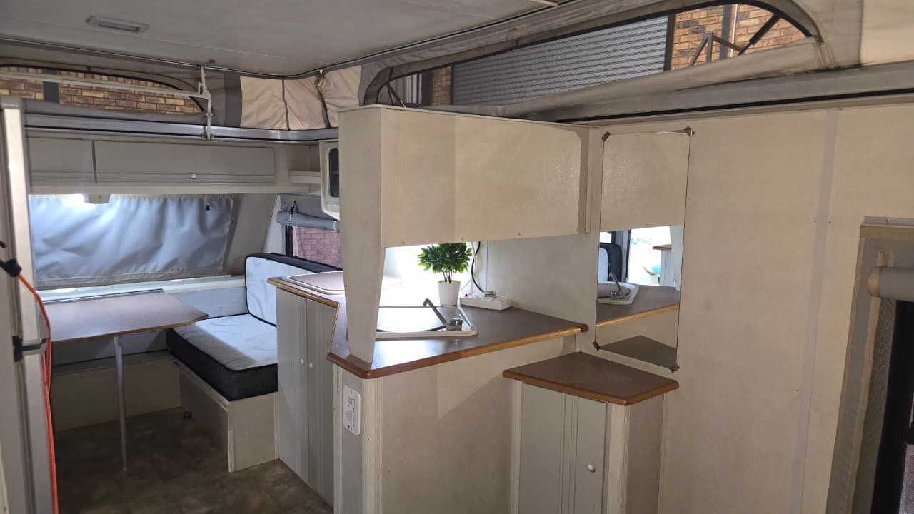 The Old School Explorer - (KTMJP02) photo 3